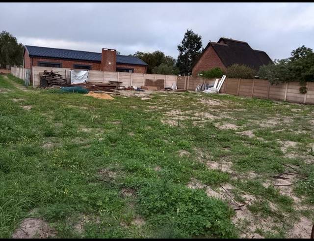 3 BEDROOM HOUSE FOR SALE IN ALBERTINIA
